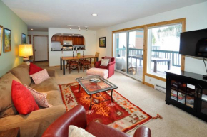 Cute 2 Bedroom East Vail Condo #1202 with Shuttle